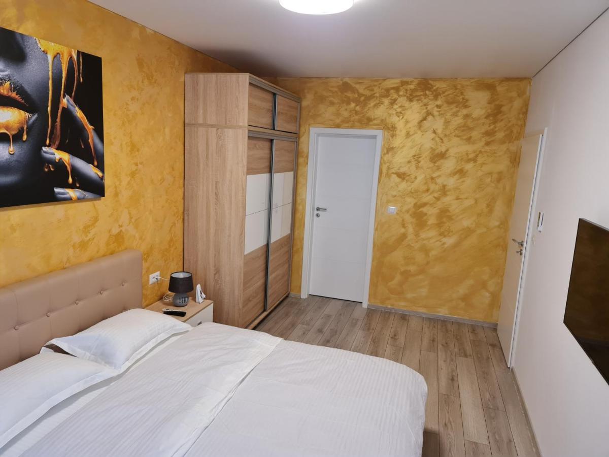 Eva Apartament Leilighet Galaţi Eksteriør bilde